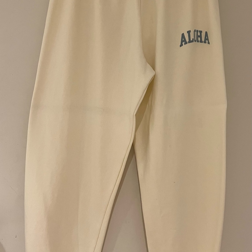 Mahina ALOHA Cream Sweatpants Brand New OS